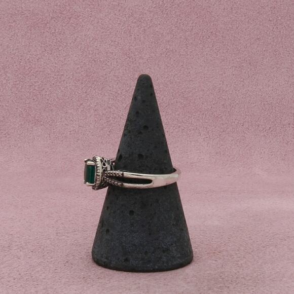 sterling silver oval-cut chrome diopside ring size 7 - Picture 2 of 3